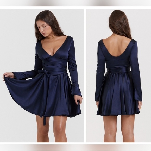 NWOT House of CB Dominique Crossover Strap Plunge Spruce Blue Mini Dress Size L - Picture 2 of 8